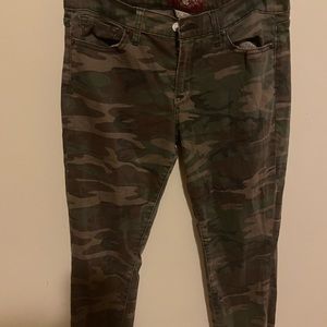 Men’s skinny jeans